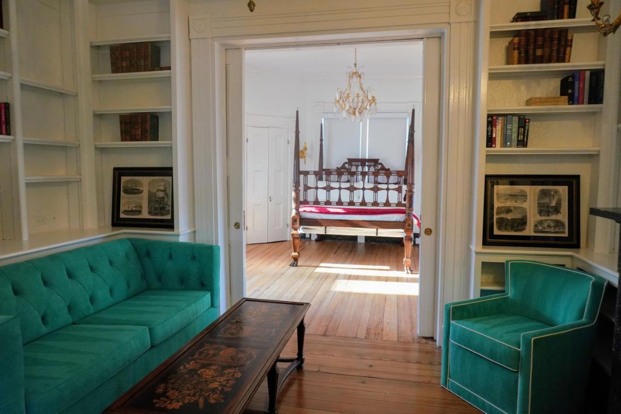 20 South Battery Bed & Breakfast Чарлстън Екстериор снимка